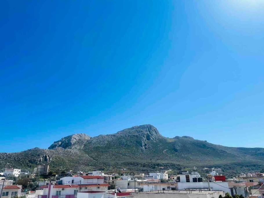 Home Sweet Home Archangelos  Exterior foto